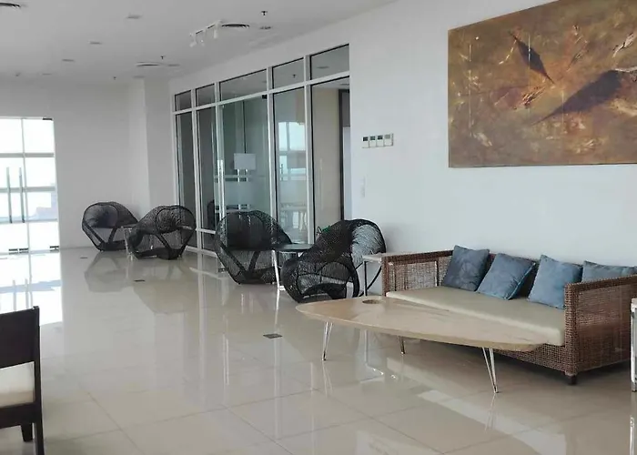 Hotel apartamentowy Calyx Residences *